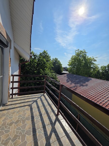 Ialomita Casa- Vila/ chiar langa pensiunea Amara